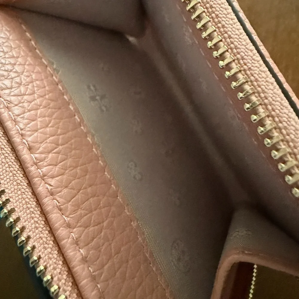 Tory Burch Thea Light Pink Pebbled Leather Bi-Fold Wallet - Picture 8 of 16